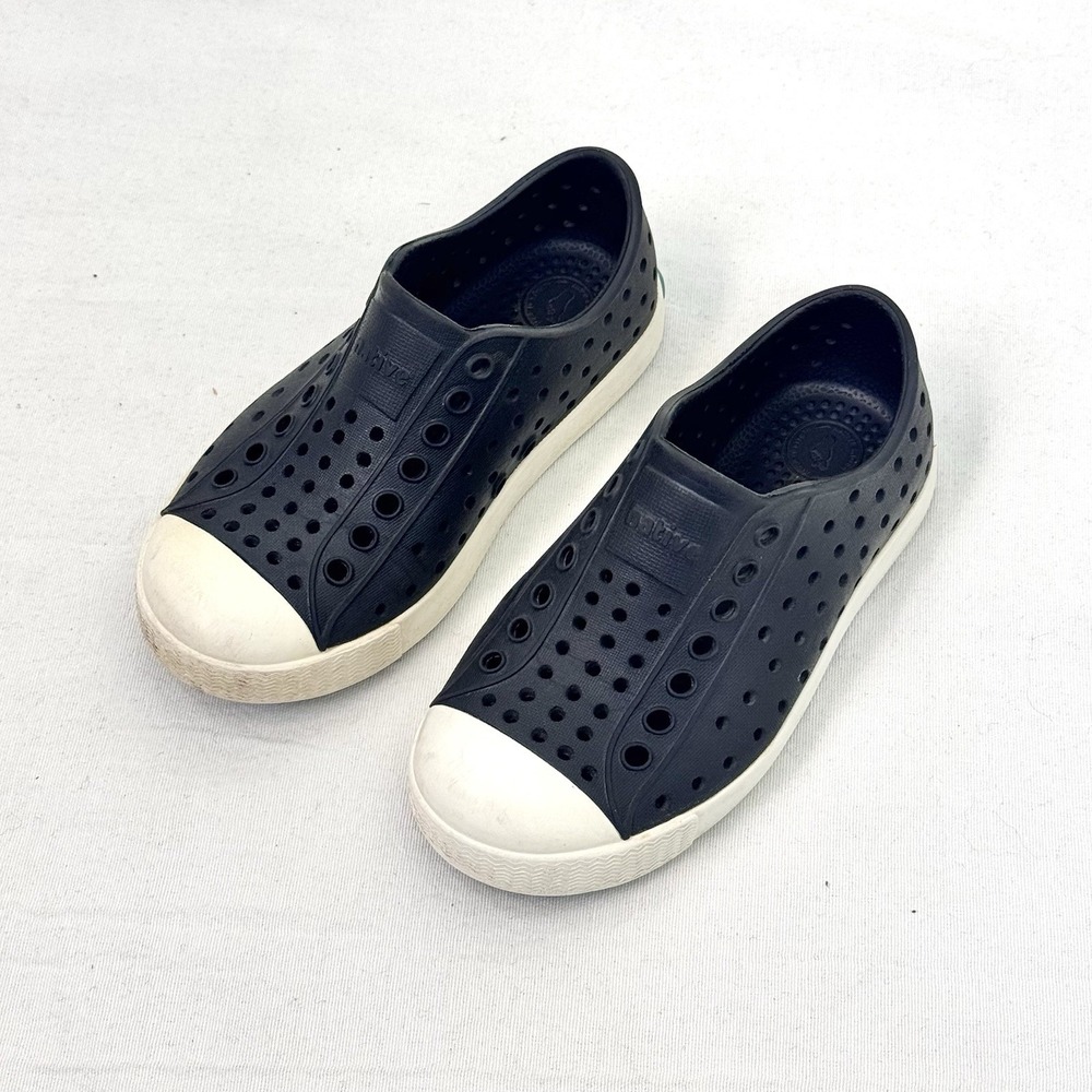 Native Jefferson Kids Navy White Slip On EVA Water Shoes Sneakers C9